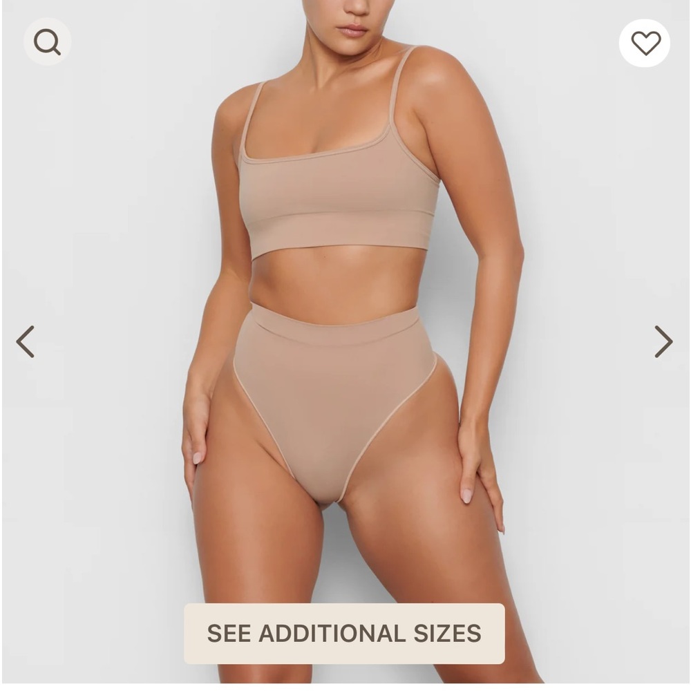 SKIMS BUNDLE!seamless sculpt thong s-m
